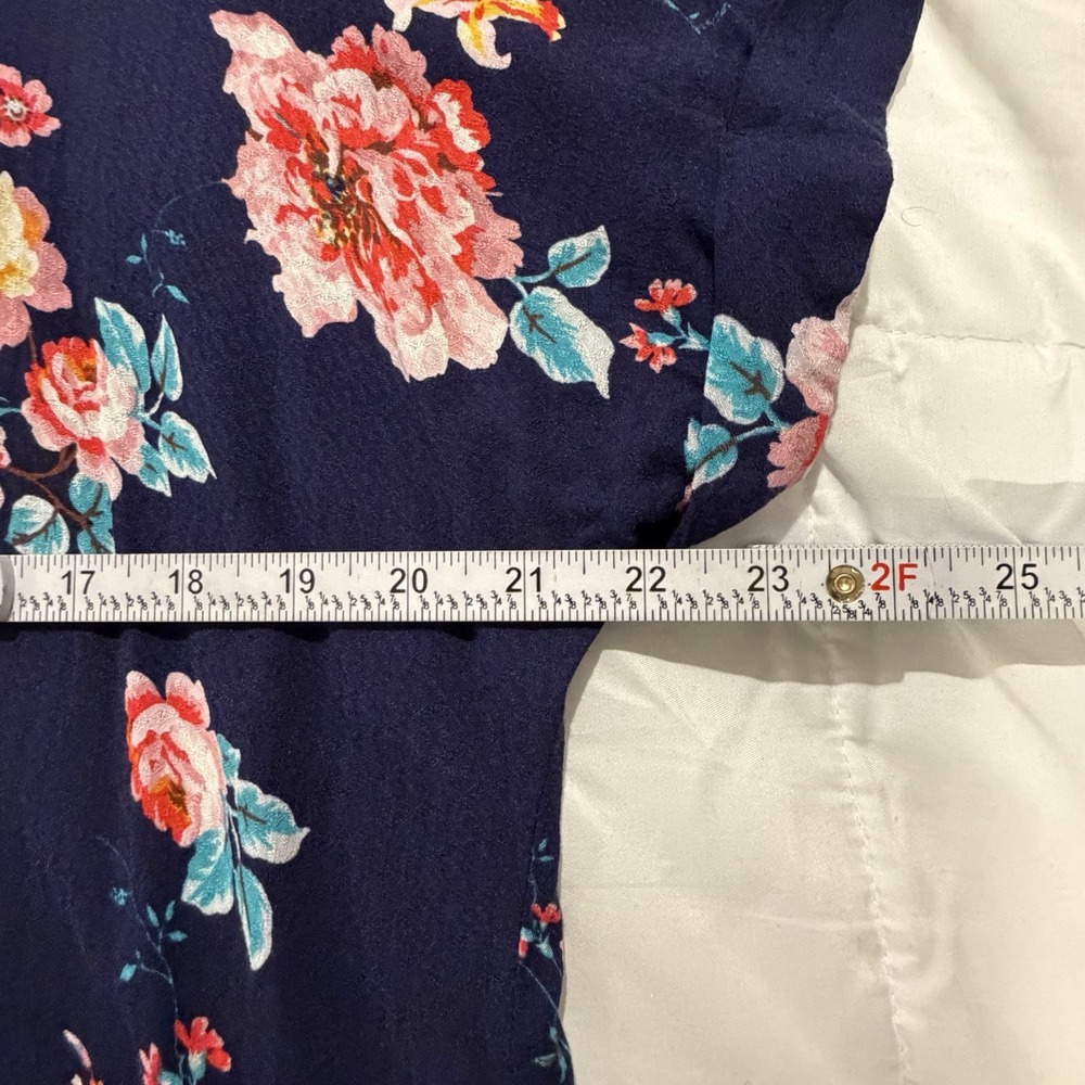 Kaileigh Navy Floral Dolman Sleeve Blouse Size XL Rayon Made in USA - Picture 9 of 14